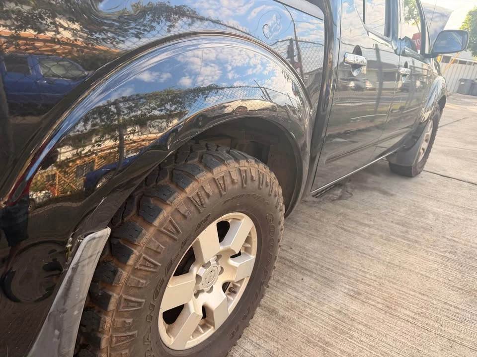 2008 Nissan Frontier 2nd Gen - Image 5 of 13