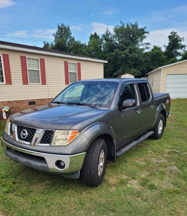 2008 Nissan Frontier 2nd Gen - Image 9 of 12