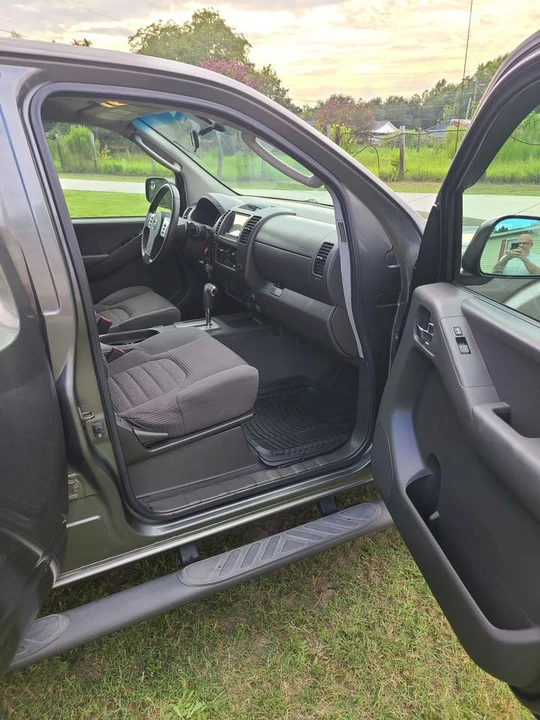 2008 Nissan Frontier 2nd Gen - Image 11 of 12