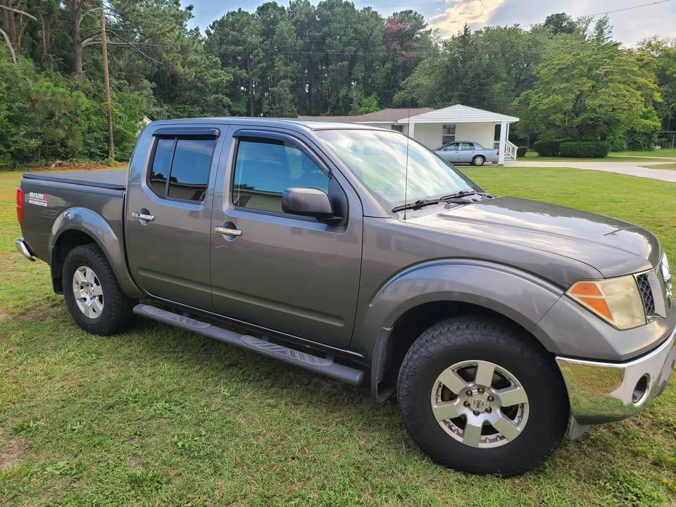 2008 Nissan Frontier 2nd Gen - Image 3 of 12