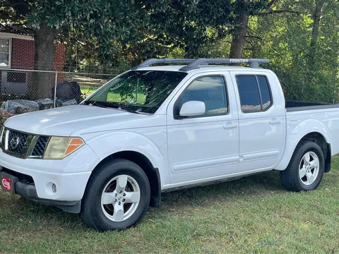 2008 Nissan Frontier Nismo Pickup 4D 5 ft