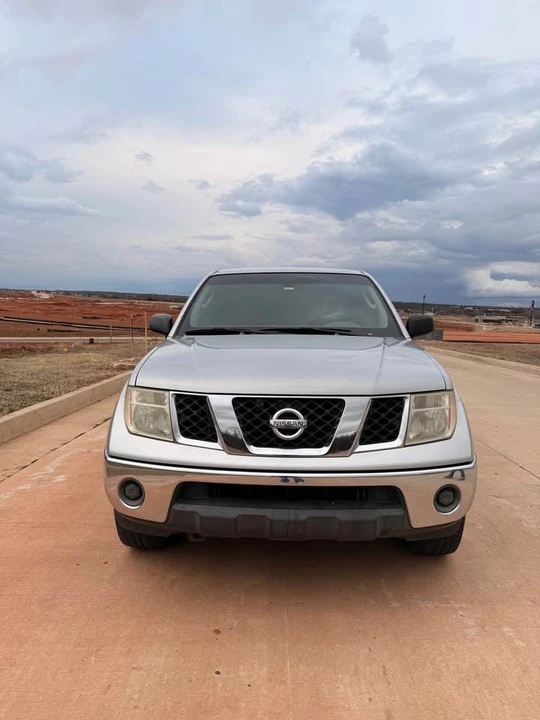 2008 Nissan Frontier 2nd Gen - Image 4 of 12