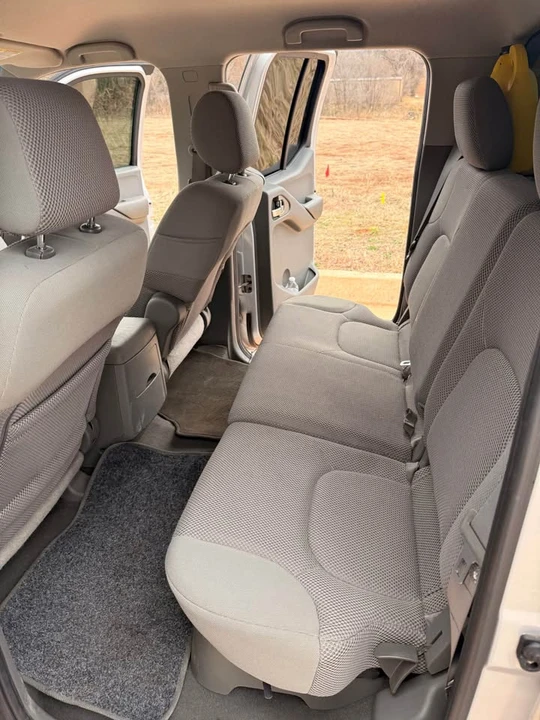 2008 Nissan Frontier 2nd Gen - Image 6 of 12