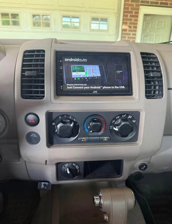 2008 Nissan Frontier 2nd Gen - Image 8 of 14