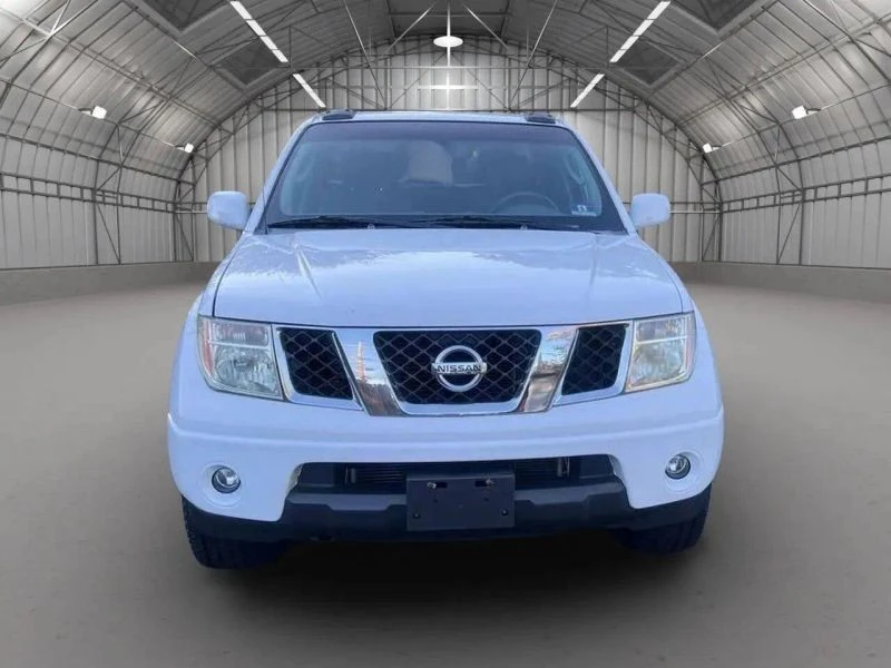 2008 Nissan Frontier 2nd Gen - Image 2 of 12