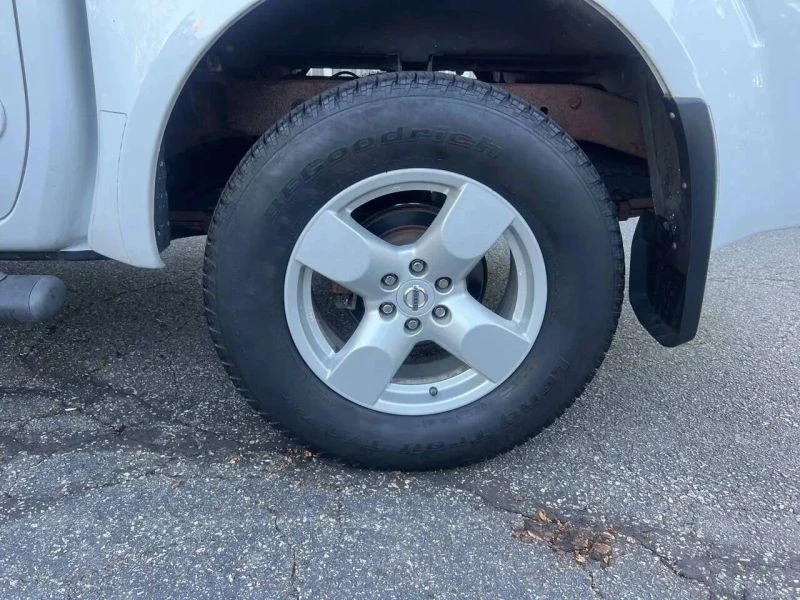 2008 Nissan Frontier 2nd Gen - Image 10 of 12