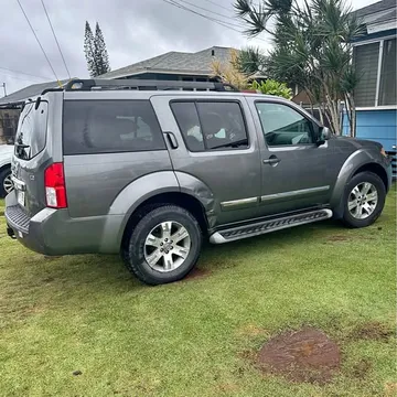 2008 Nissan Pathfinder LE