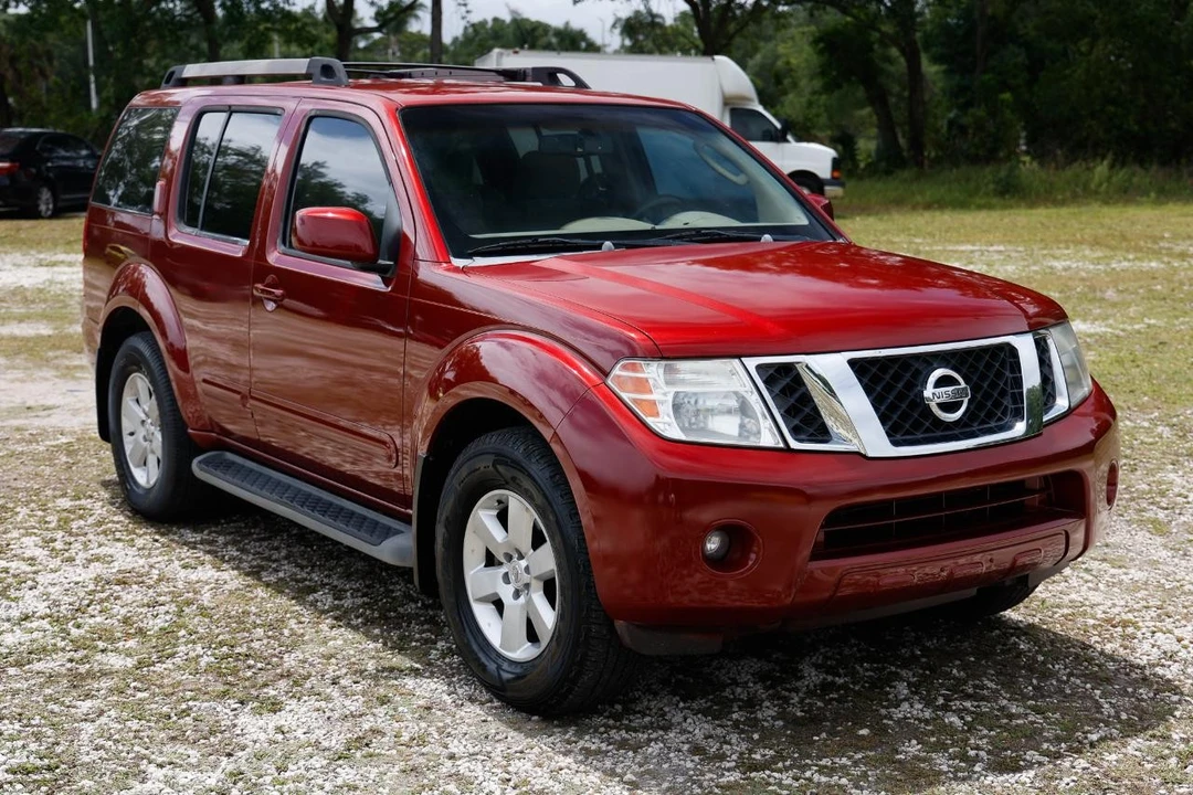 2008 Nissan Pathfinder 3rd Gen - Image 15 of 21
