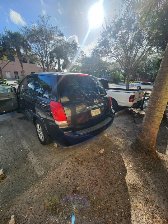2008 Nissan Quest - Image 4 of 10