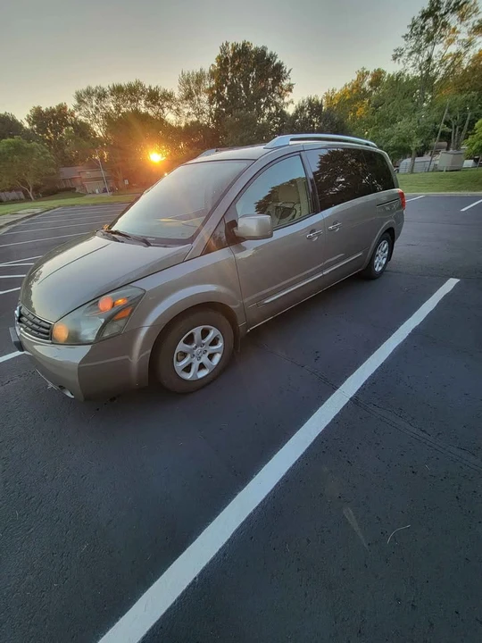 2008 Nissan Quest - Image 11 of 12