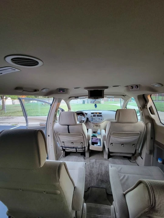 2008 Nissan Quest - Image 4 of 12