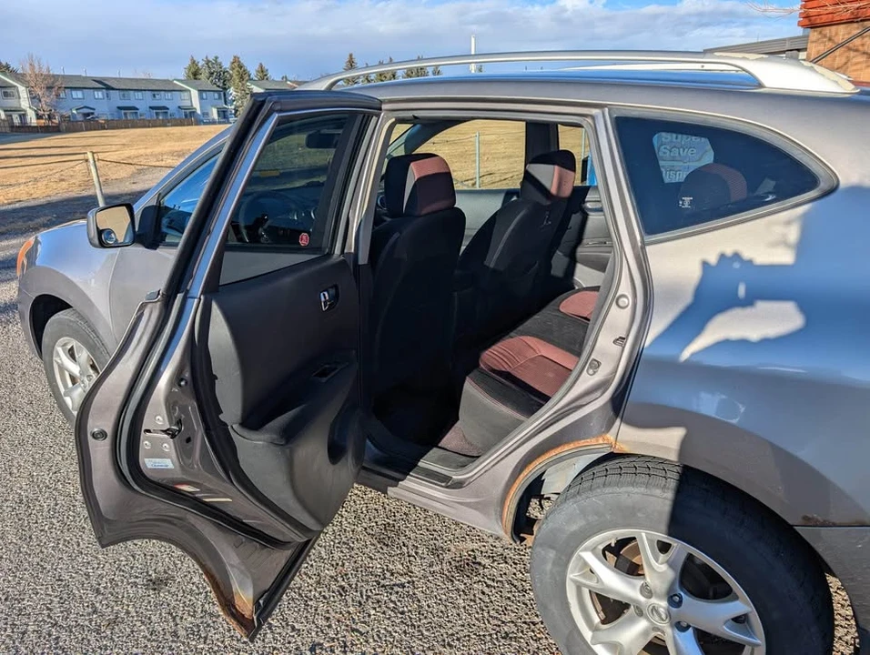 2008 Nissan Rogue - Image 7 of 12