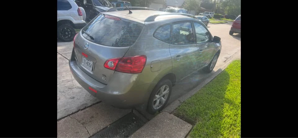 2008 Nissan Rogue - Image 4 of 10