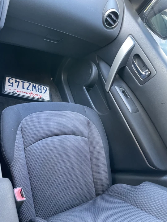 2008 Nissan Rogue - Image 10 of 19