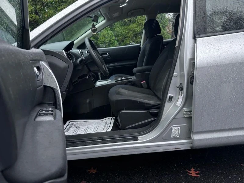 2008 Nissan Rogue - Image 10 of 12