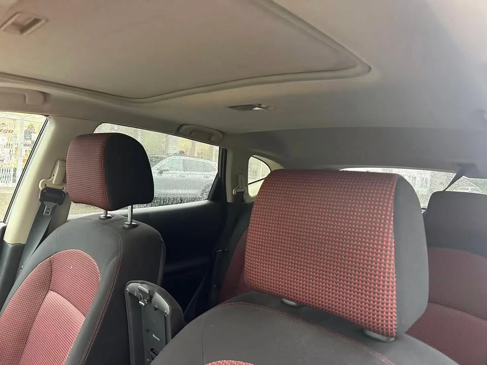2008 Nissan Rogue - Image 12 of 16