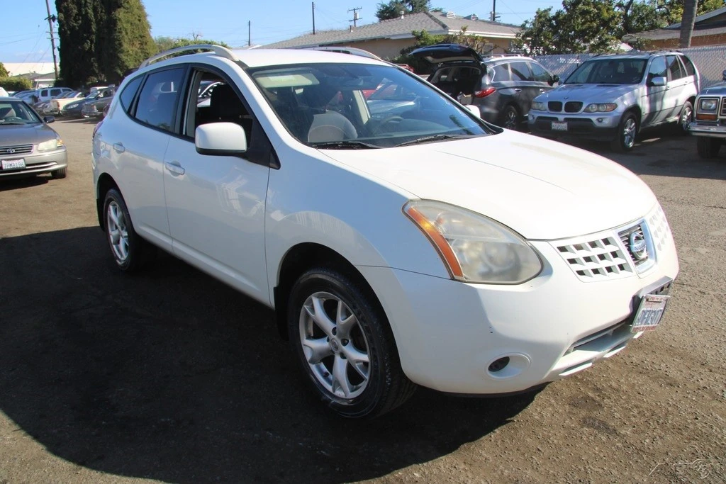2008 Nissan Rogue - Image 8 of 21