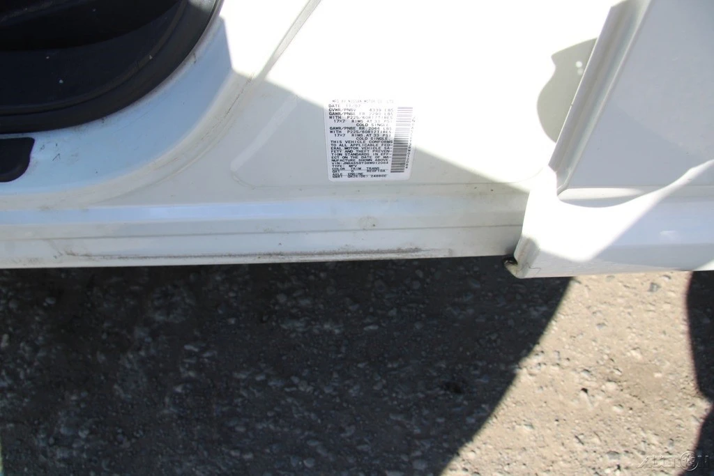 2008 Nissan Rogue - Image 10 of 21
