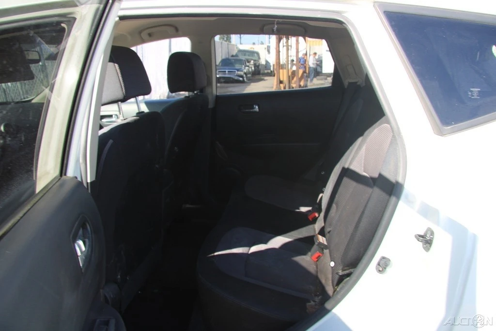 2008 Nissan Rogue - Image 19 of 21