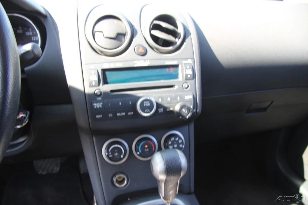 2008 Nissan Rogue - Image 18 of 21