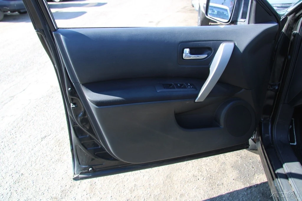 2008 Nissan Rogue - Image 13 of 21