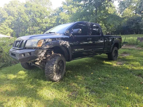 2008 Nissan Titan Crew Cab PRO-4X Pickup 4D 7 ft