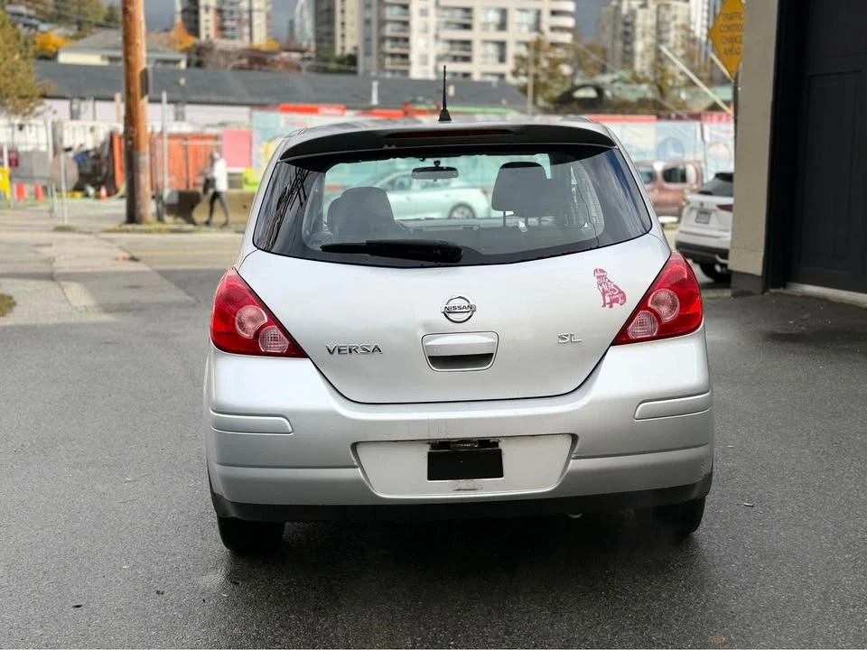 2008 Nissan Versa - Image 4 of 10