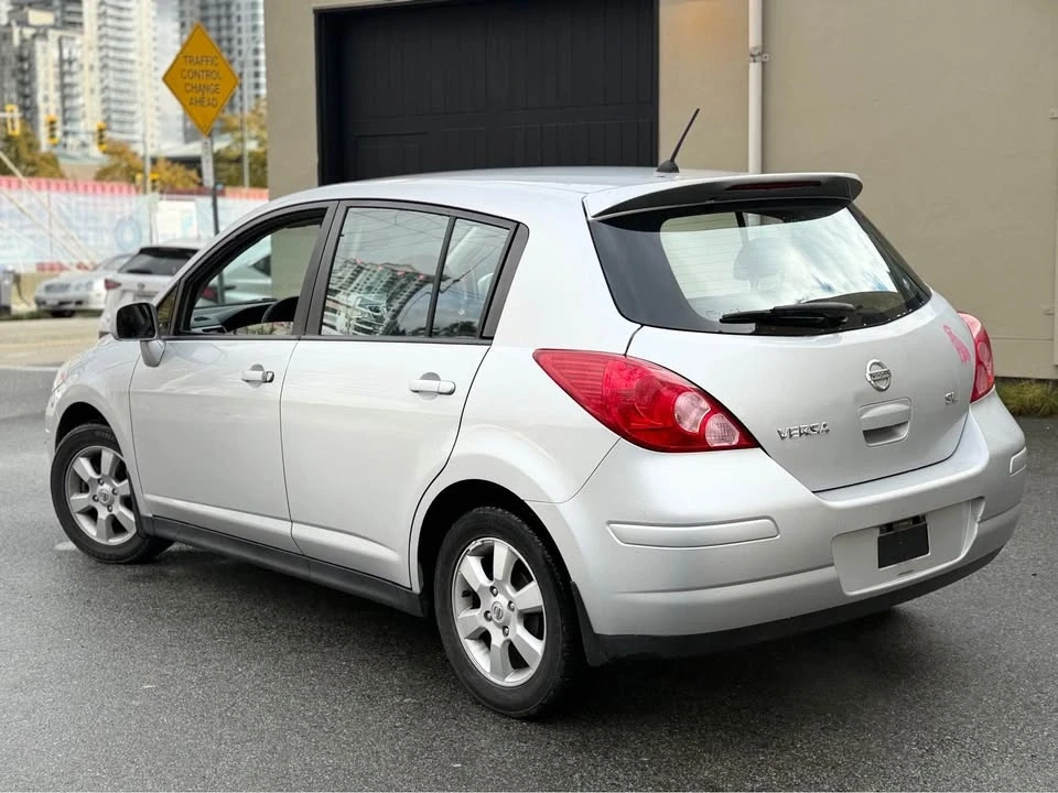 2008 Nissan Versa - Image 5 of 10