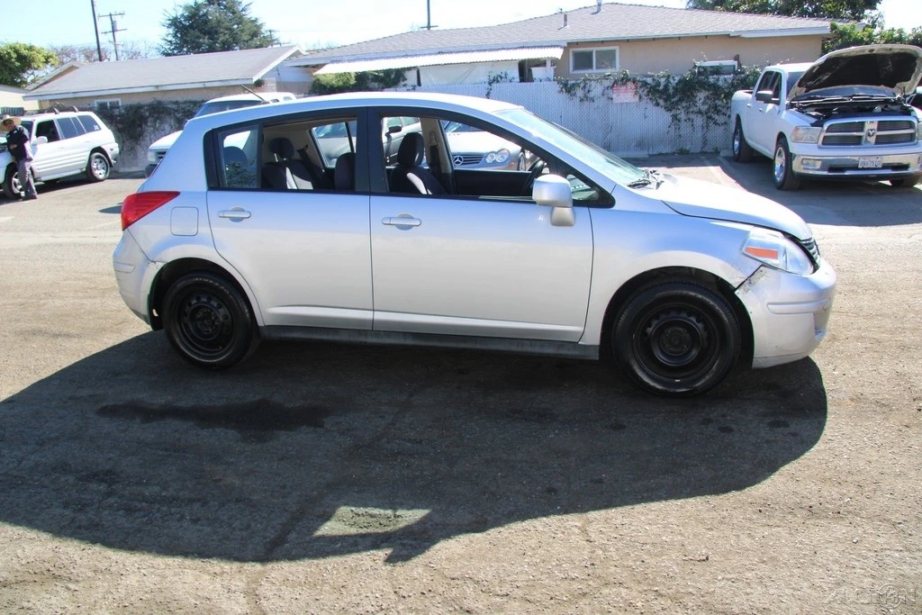 2008 Nissan Versa - Image 7 of 21