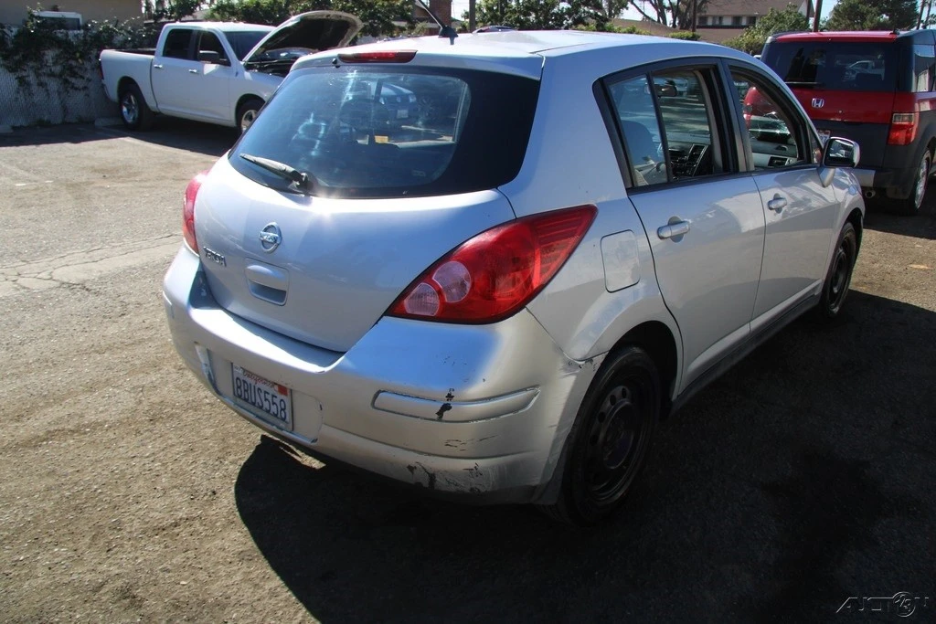 2008 Nissan Versa - Image 6 of 21