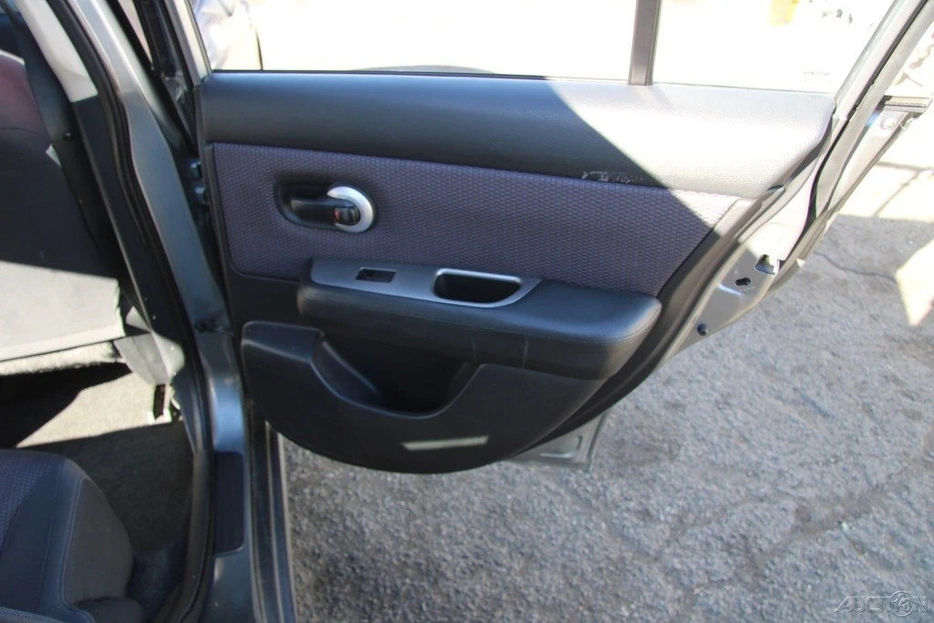 2008 Nissan Versa - Image 21 of 21