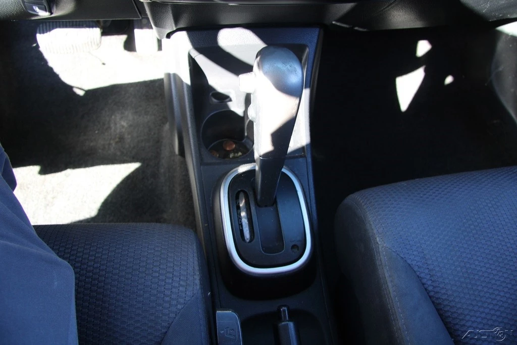 2008 Nissan Versa - Image 17 of 21