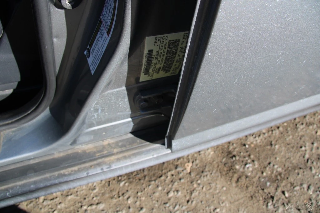 2008 Nissan Versa - Image 10 of 21