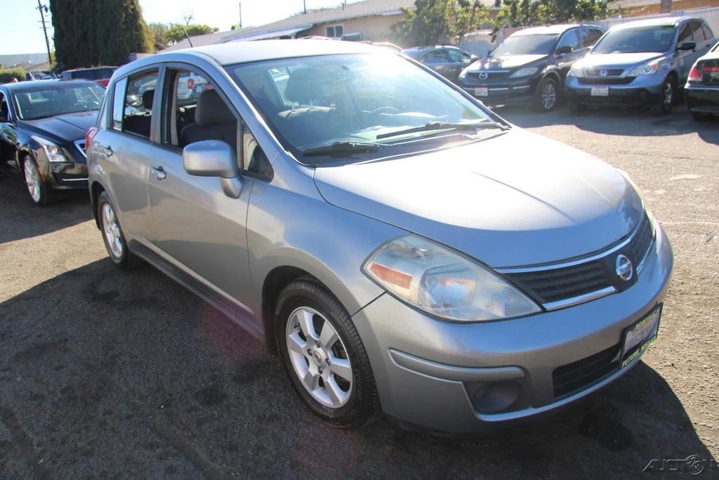 2008 Nissan Versa - Image 8 of 21