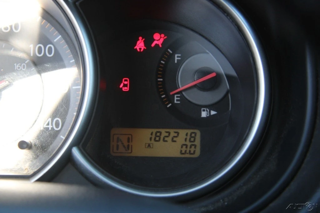 2008 Nissan Versa - Image 17 of 21