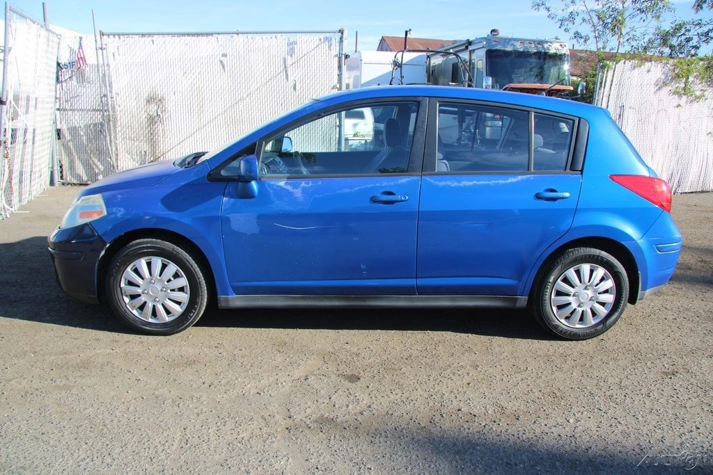 2008 Nissan Versa - Image 3 of 21