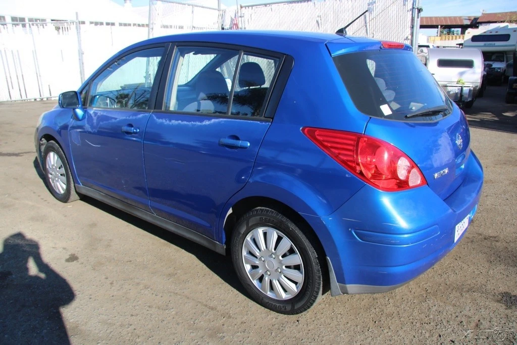 2008 Nissan Versa - Image 5 of 21