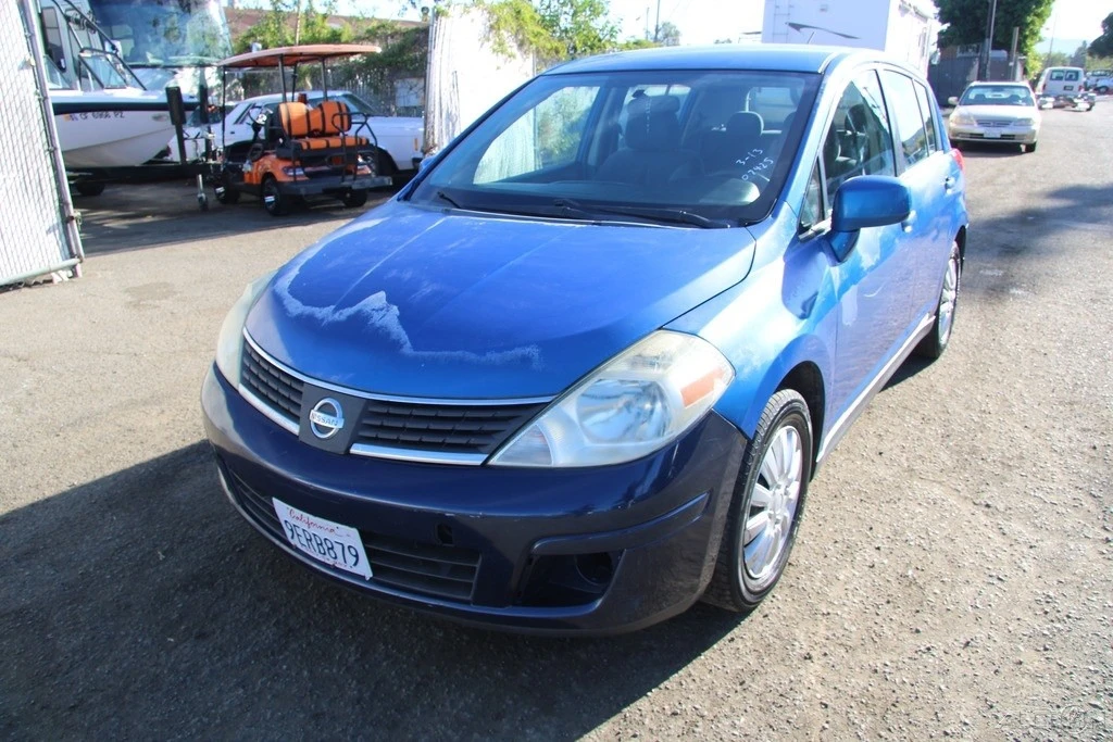 2008 Nissan Versa - Image 2 of 21