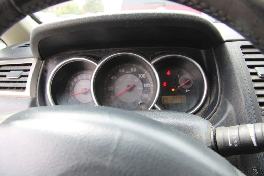 2008 Nissan Versa - Image 16 of 21