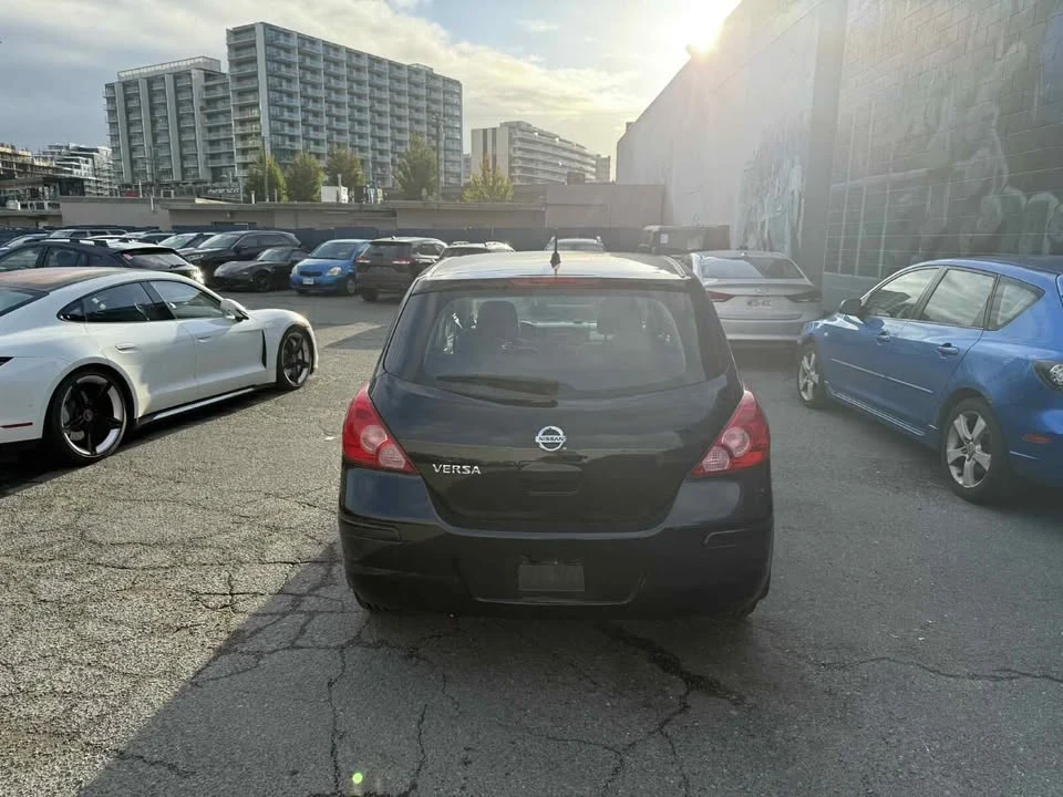 2008 Nissan Versa - Image 5 of 19