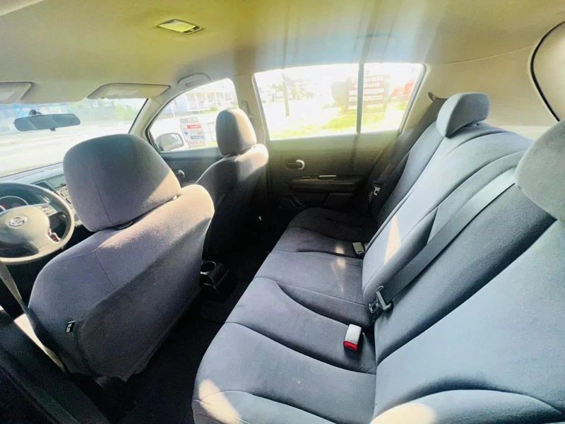 2008 Nissan Versa - Image 7 of 12