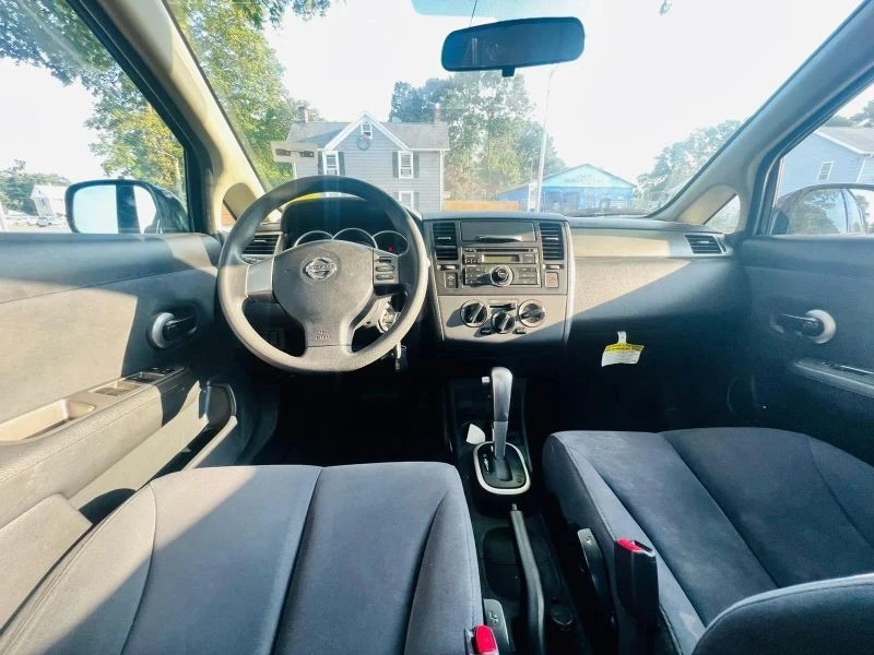 2008 Nissan Versa - Image 6 of 12