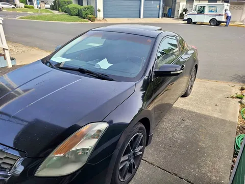 2008 Nissan Altima 3.5 SE Coupe