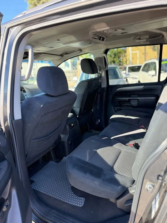 2008 Nissan Armada - Image 9 of 15