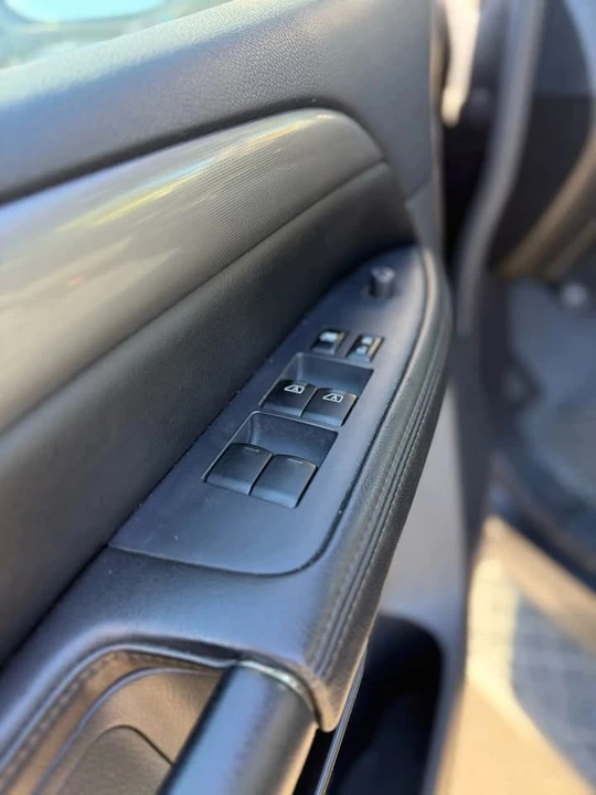 2008 Nissan Armada - Image 10 of 15