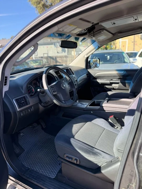 2008 Nissan Armada - Image 12 of 15