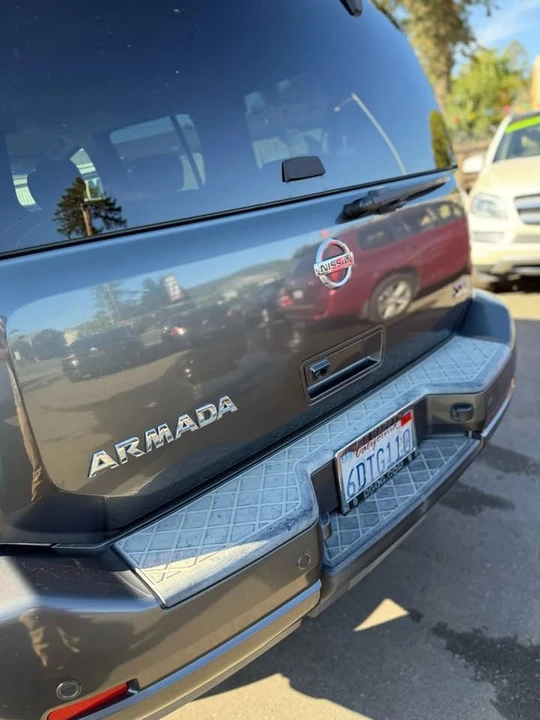 2008 Nissan Armada - Image 7 of 15