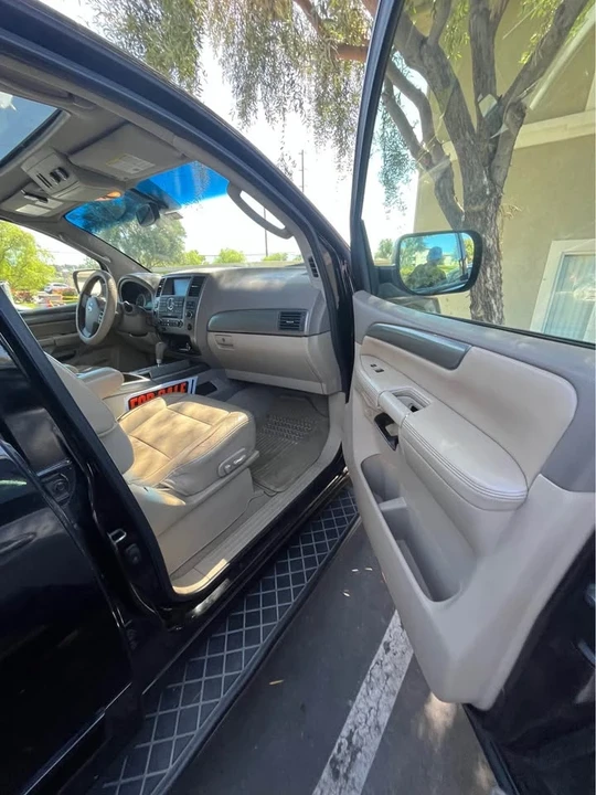 2008 Nissan Armada - Image 6 of 13