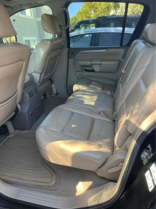 2008 Nissan Armada - Image 9 of 13