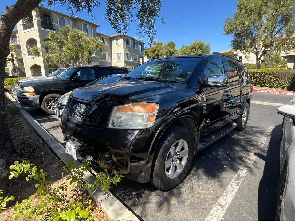 2008 Nissan Armada - Image 2 of 13